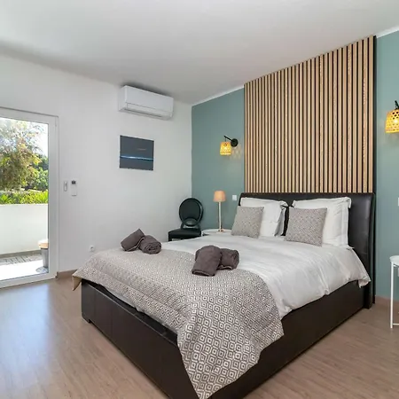 Ferienhaus Casa Moinho - Stylish 2 Bedroom Townhouse